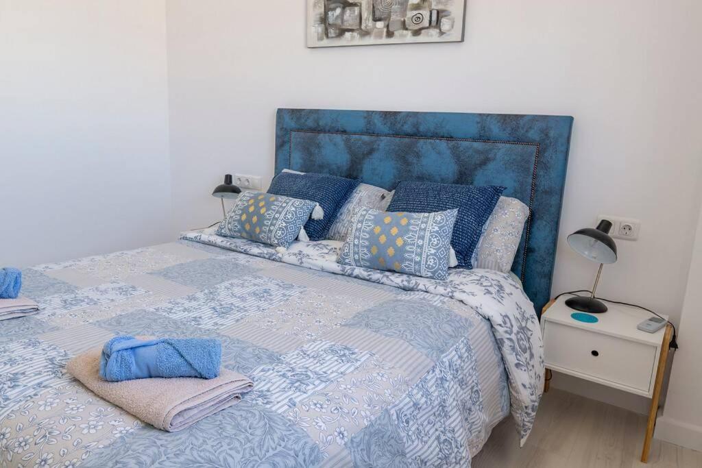 Casa Lilly-Rose, A Beautiful 3 Bedroom Detached Villa A Short Walk To The Villamartin Plaza & Golf Course المظهر الخارجي الصورة